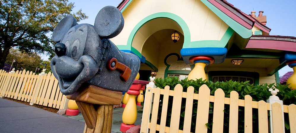 Mickey's Country House Mickey's Country House
