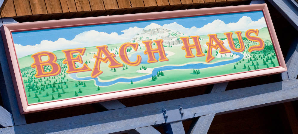 Beach Haus Sign